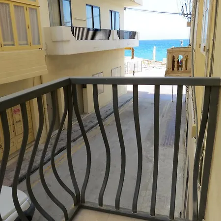 Pebbles, 1 Marsalforn